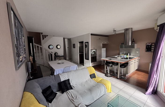 CANNET LIMITE CANNES  JOLI DUPLEX T5 DE 100 M2 GARAGE 3774EUR/ — photo 2