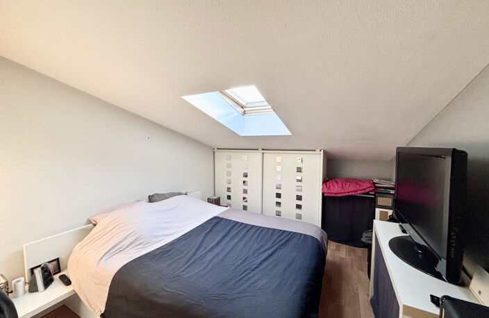 CANNET LIMITE CANNES  JOLI DUPLEX T5 DE 100 M2 GARAGE 3774EUR/ — photo 4