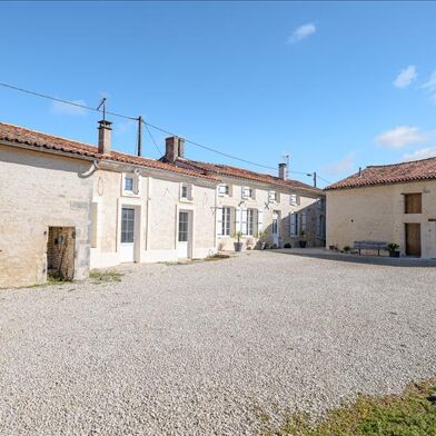 Maison 8 pièces 284 m²