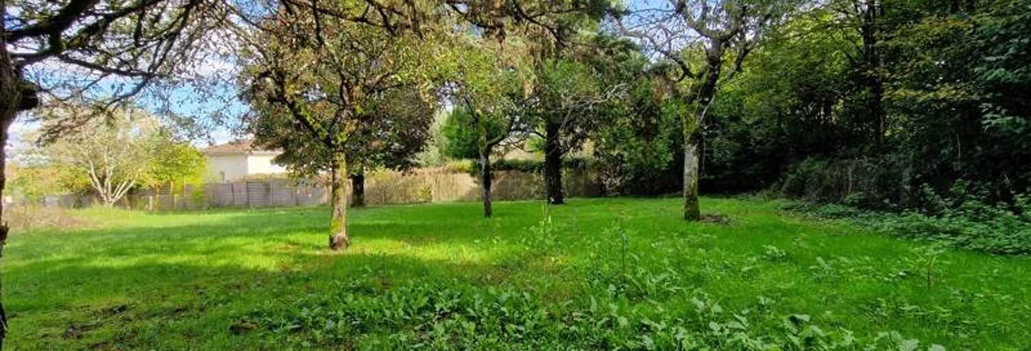 Terrain  754 m² à vendre à La Couronne (16400)