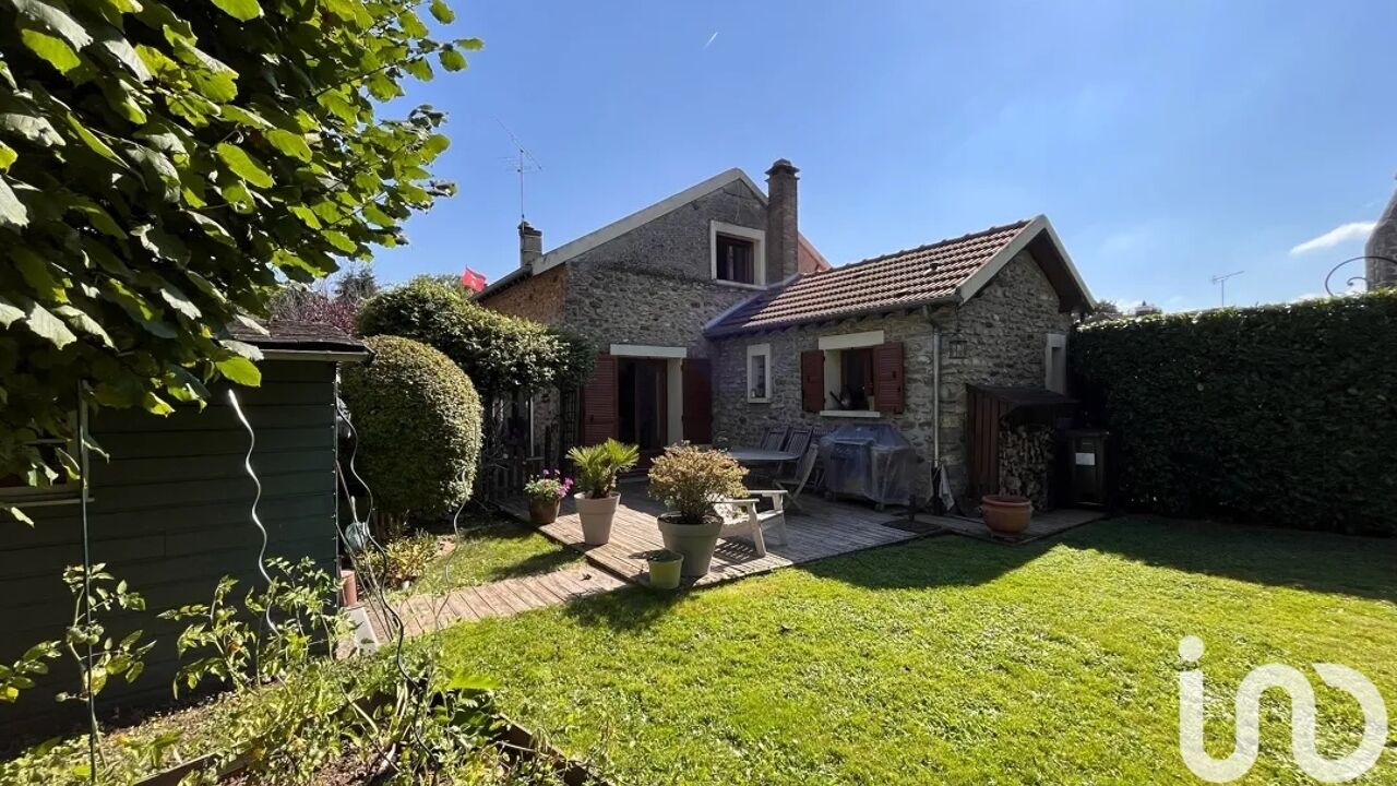 maison 4 pièces 87 m2 à vendre à Savigny-le-Temple (77176)