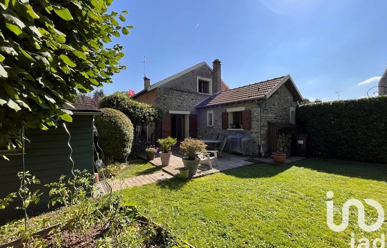 maison 4 pièces 87 m2 à vendre à Savigny-le-Temple (77176)