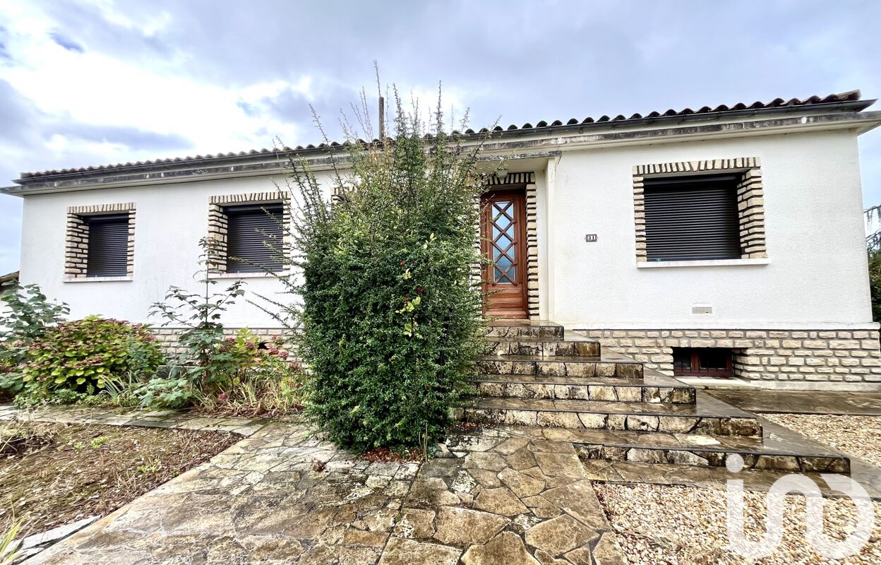 maison 5 pièces 130 m2 à vendre à Saint-Pierre-d'Exideuil (86400)