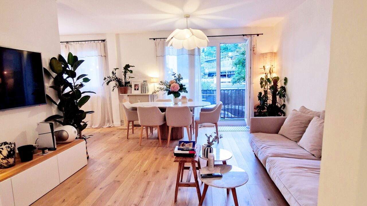 appartement 4 pièces 73 m2 à vendre à Paris 15 (75015)