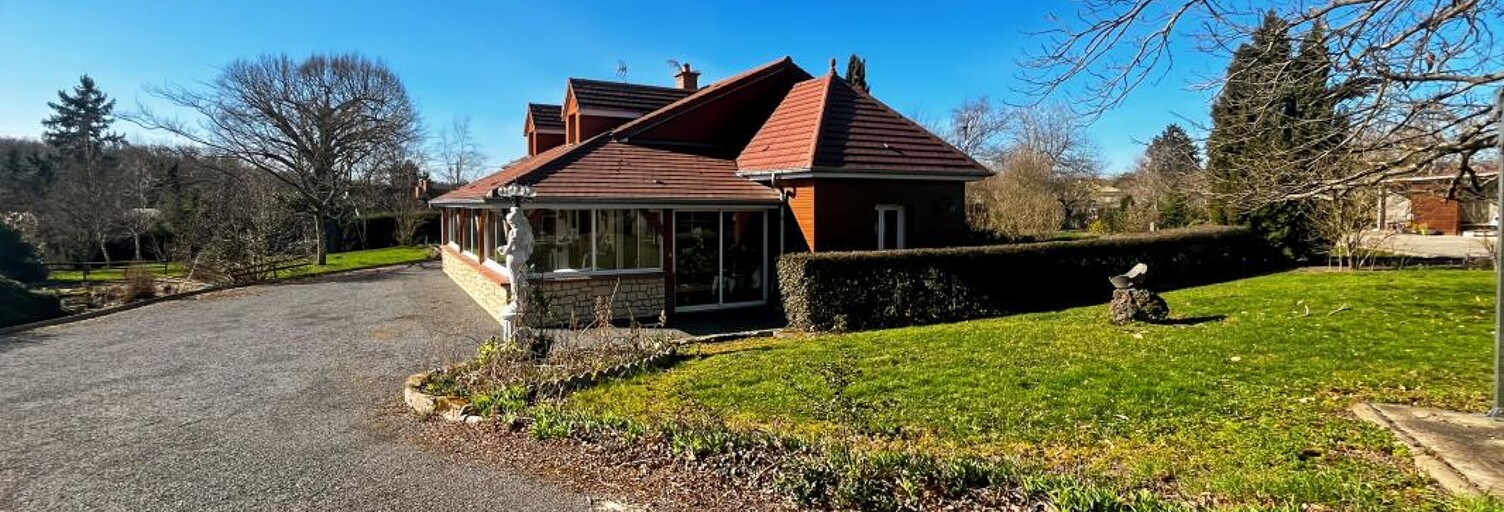 Maison 4 Pièces 244 m² à vendre à Doyet (03170)