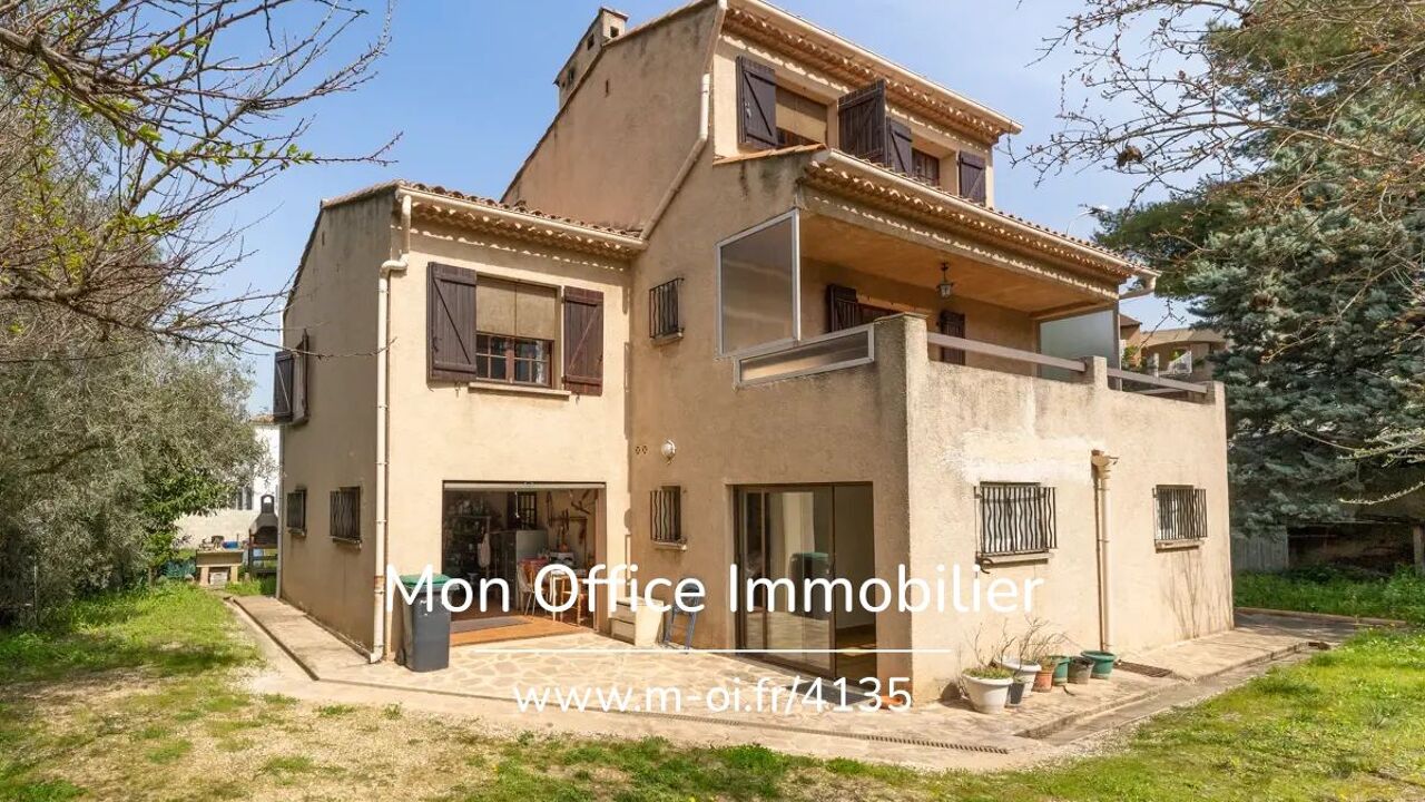 maison 6 pièces 200 m2 à vendre à Aubagne (13400)