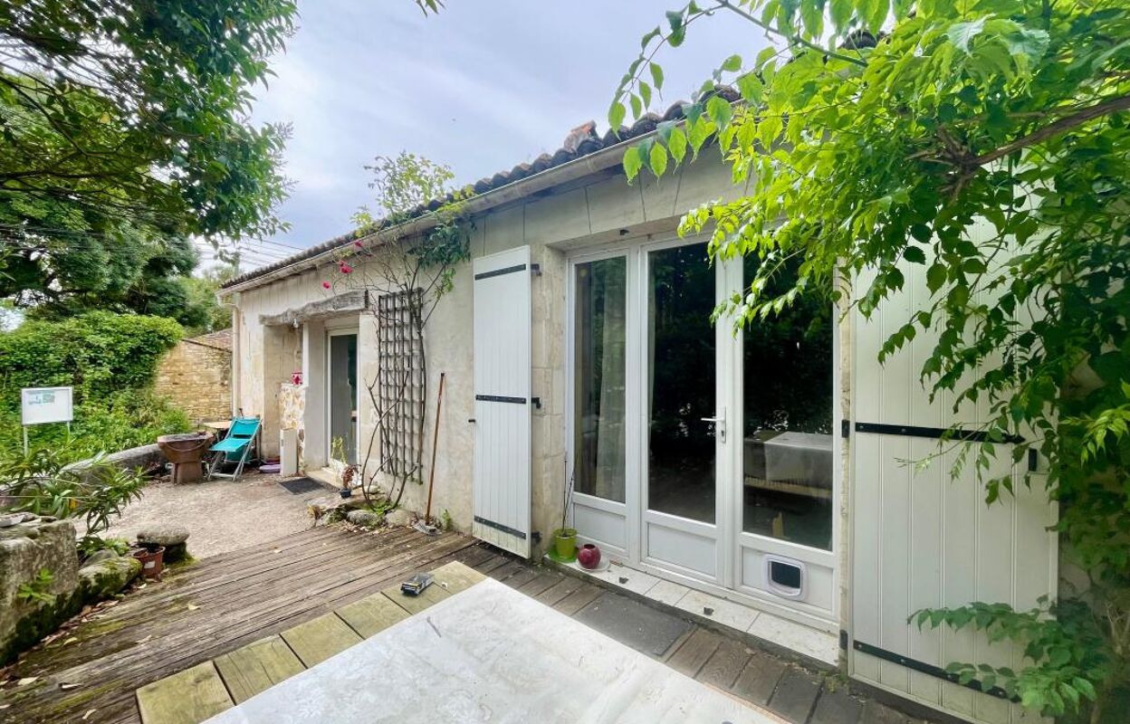 maison 5 pièces 157 m2 à vendre à Varzay (17460)