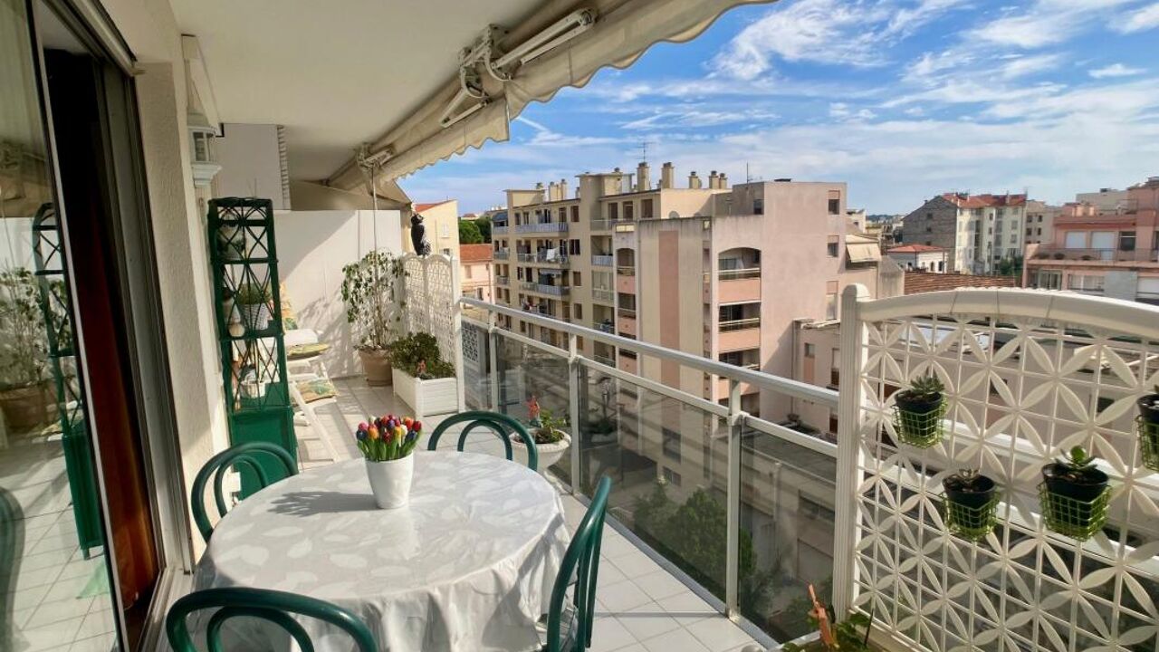 appartement 2 pièces 42 m2 à vendre à Antibes (06600)