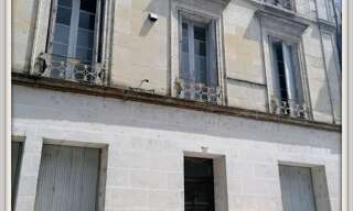 Immeuble  250 m² à vendre à Chalais (16210)