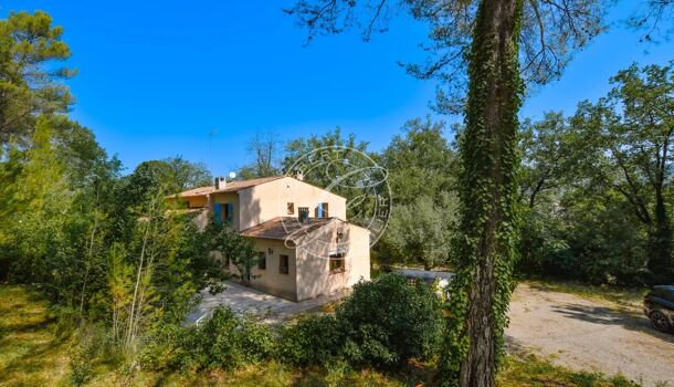 Villa / Maison 8 pièces  à vendre Draguignan 83300