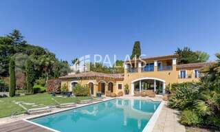Maison 10 Pièces 497 m² à vendre à Antibes (06160)
