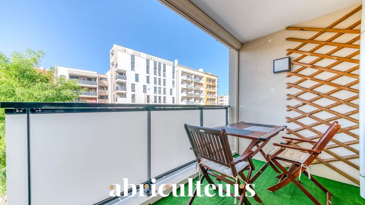 appartement 3 pièces 64 m2 à vendre à Vénissieux (69200)