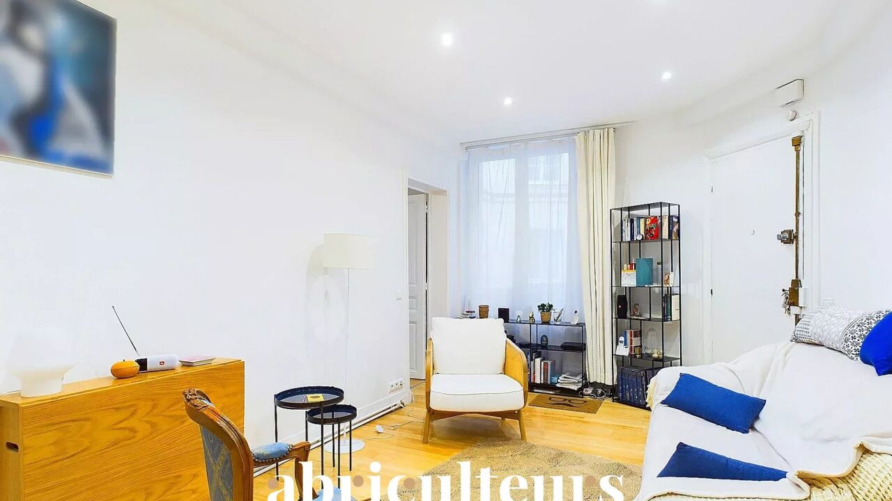 appartement 3 pièces 63 m2 à vendre à Paris 1 (75001)