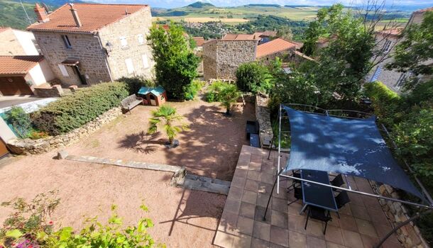 Villa / Maison 8 pièces  à vendre Montpeyroux 63114