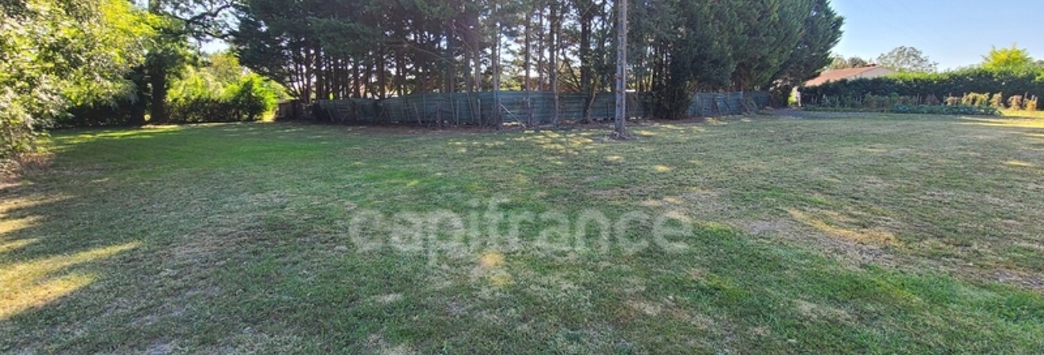 Terrain  1350 m² à vendre à Bercloux (17770)