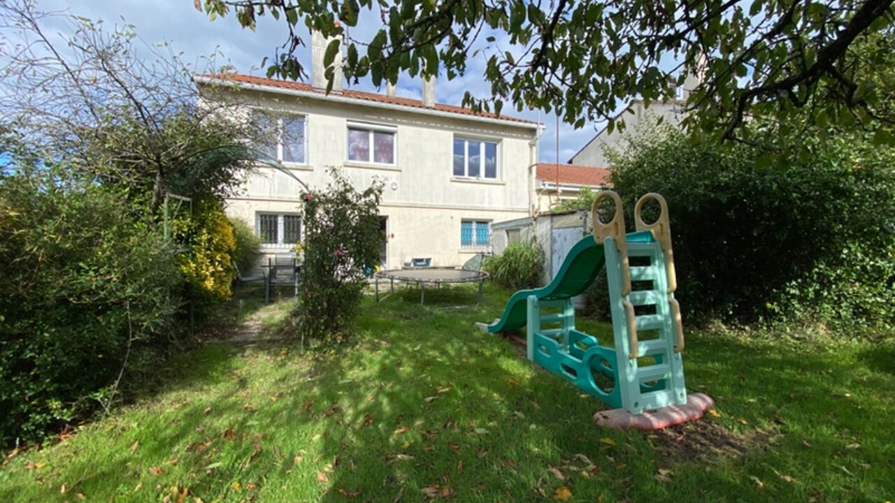 maison 5 pièces 82 m2 à vendre à Bressuire (79300)