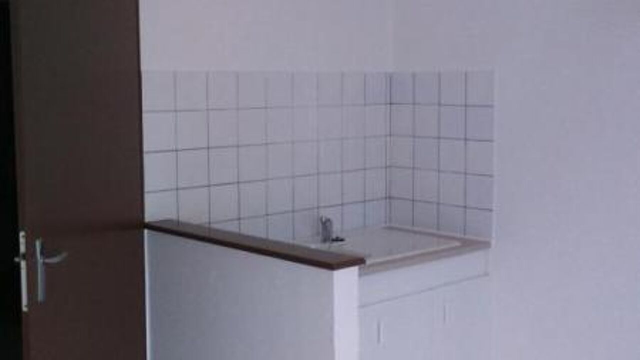 appartement 2 pièces 27 m2 à louer à Sochaux (25600)