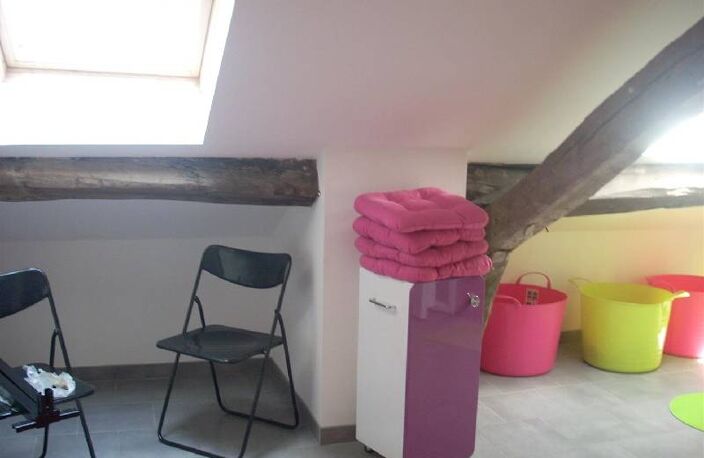 Location appartement 1 pièce 17 m² à Paris 8 (75008) — photo 3
