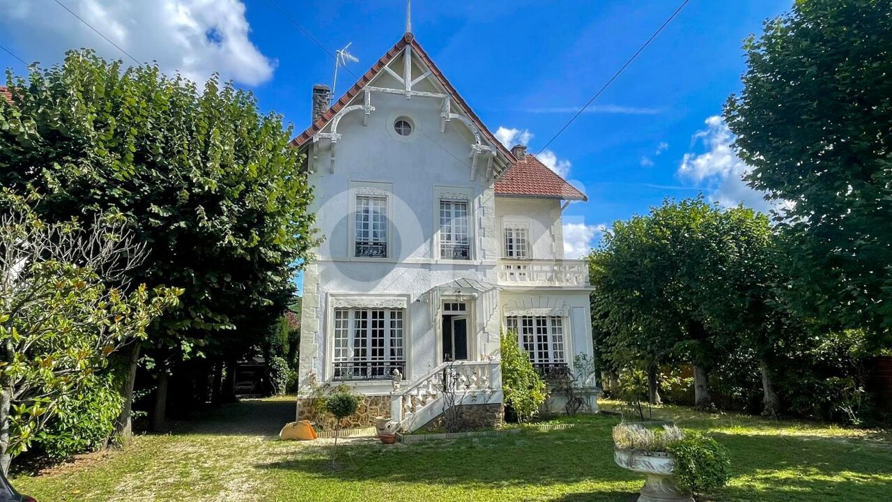 maison 8 pièces 240 m2 à vendre à Vernouillet (78540)