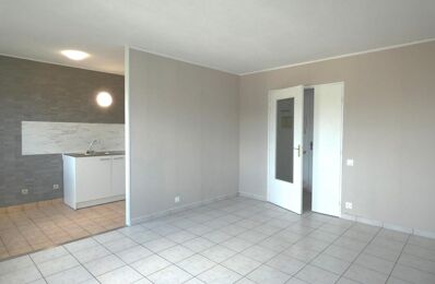 location appartement 560 € CC /mois à proximité de Vénissieux (69200)