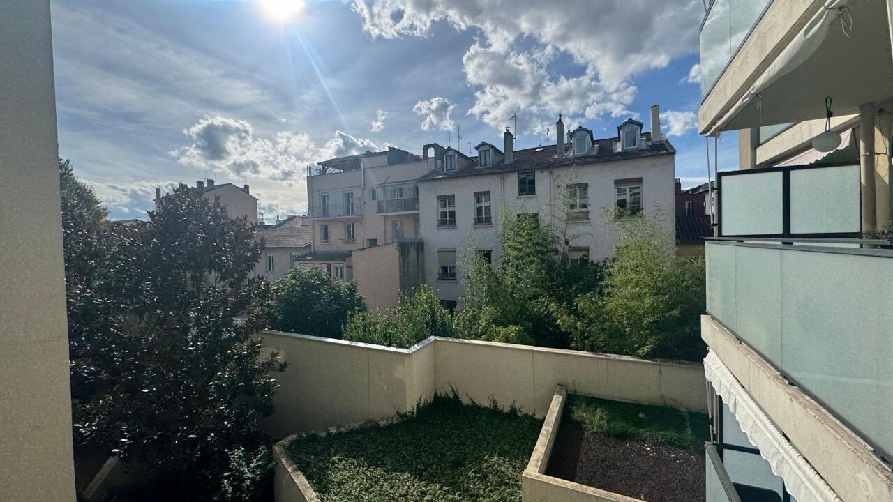 appartement 3 pièces 60 m2 à vendre à Villeurbanne (69100)