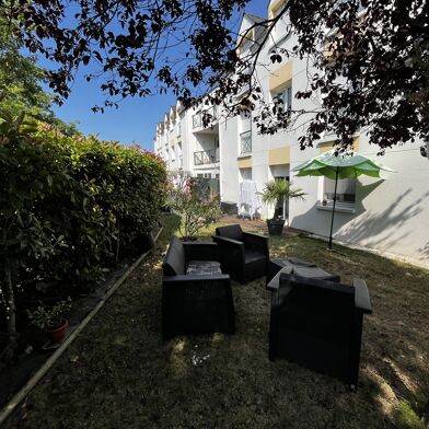 Appartement  231000 €