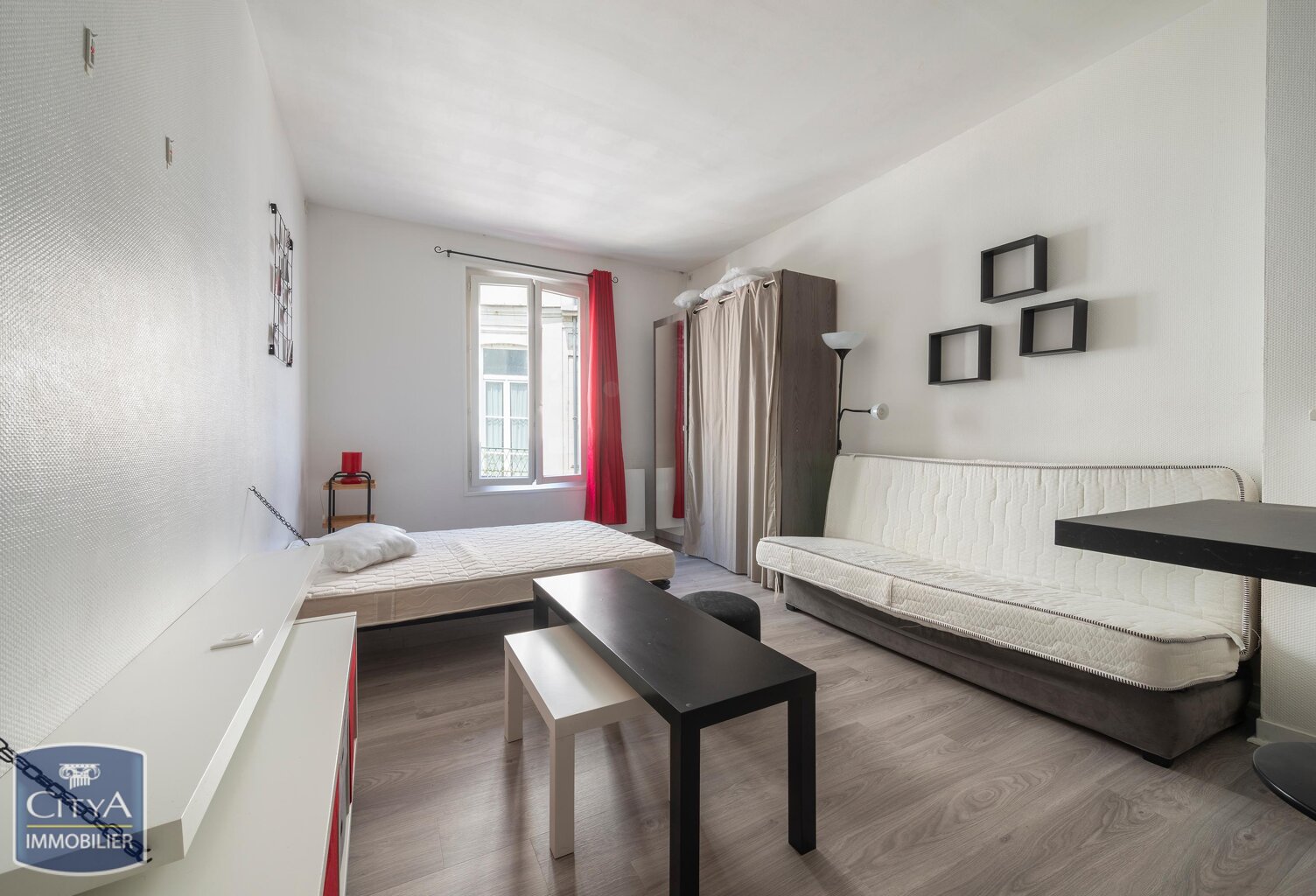 Vente appartement   Angers (49100) — photo 1
