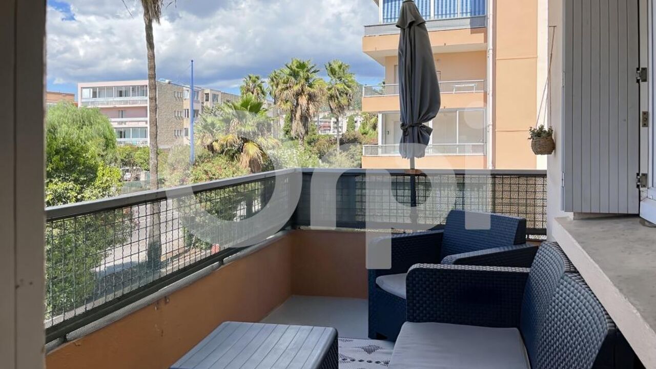 appartement 4 pièces 67 m2 à louer à Hyères (83400)