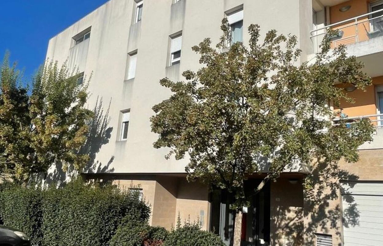 appartement 2 pièces 39 m2 à vendre à Entraigues-sur-la-Sorgue (84320)