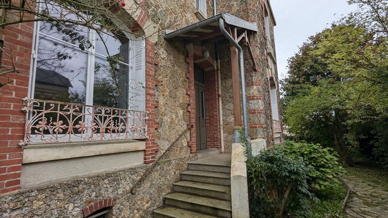 maison 10 pièces 210 m2 à vendre à La Loupe (28240)