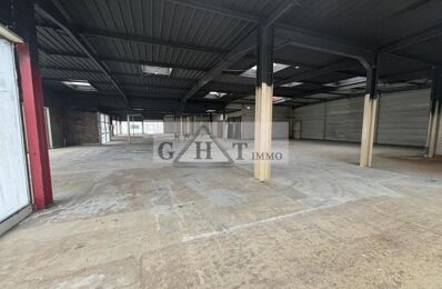 commerce  pièces 1000 m2 à louer à Pontault-Combault (77340)