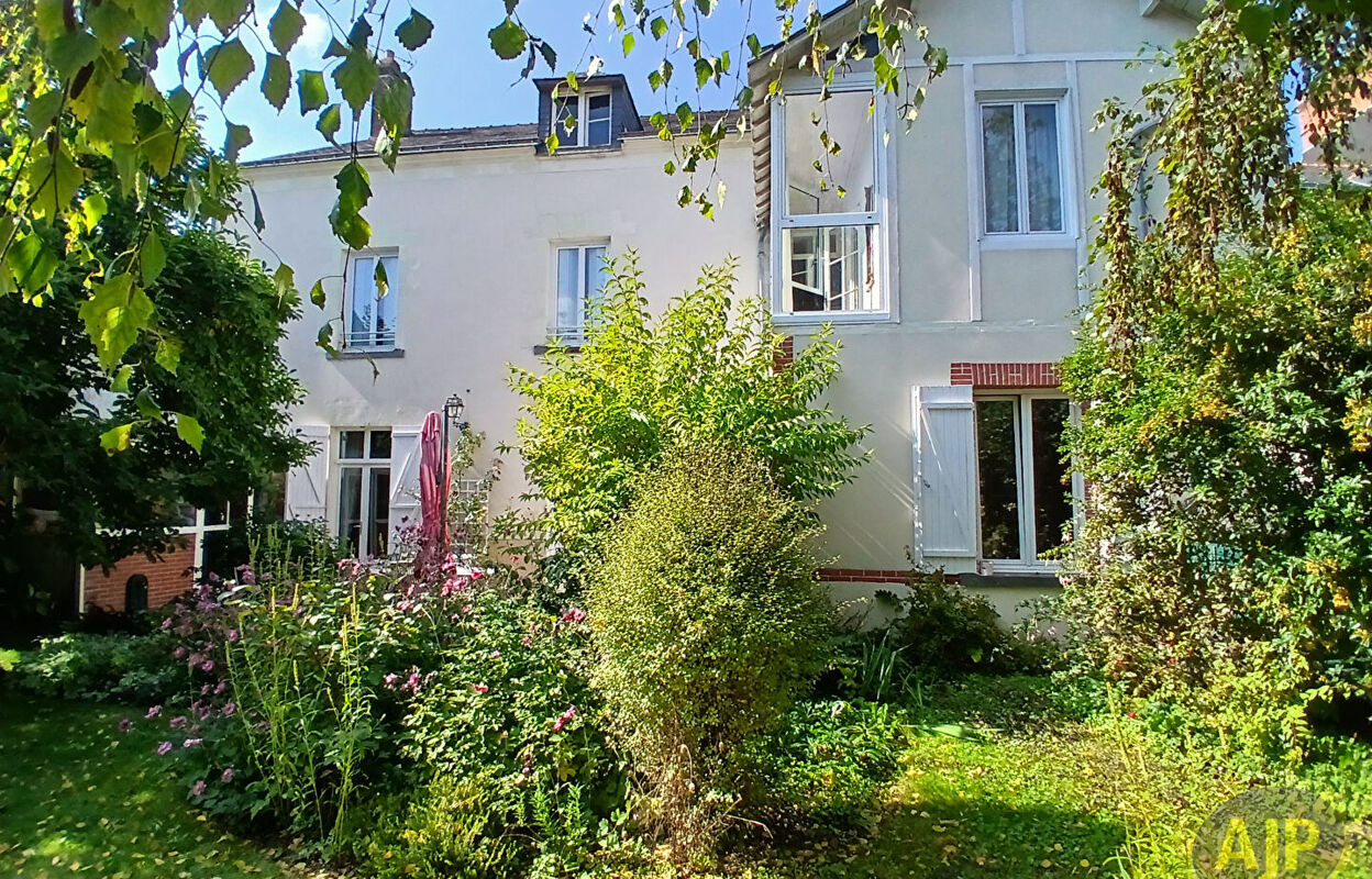 maison 10 pièces 300 m2 à vendre à Blain (44130)