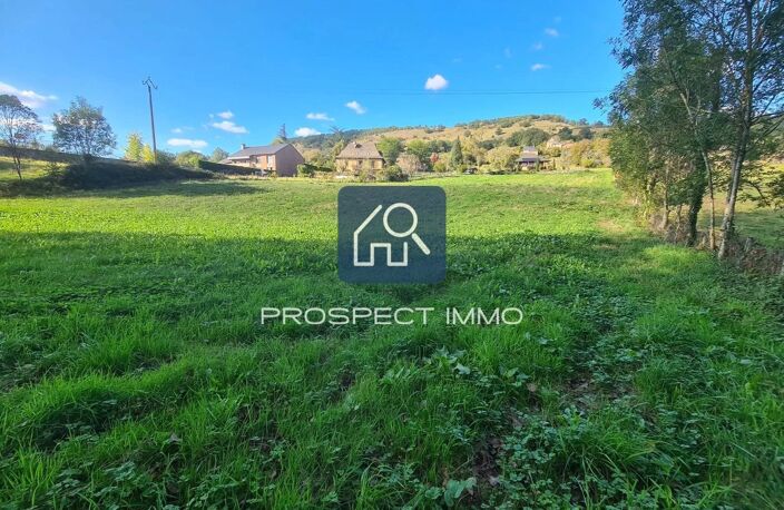 Terrain constructible viabilisé 8200 m² — photo 2