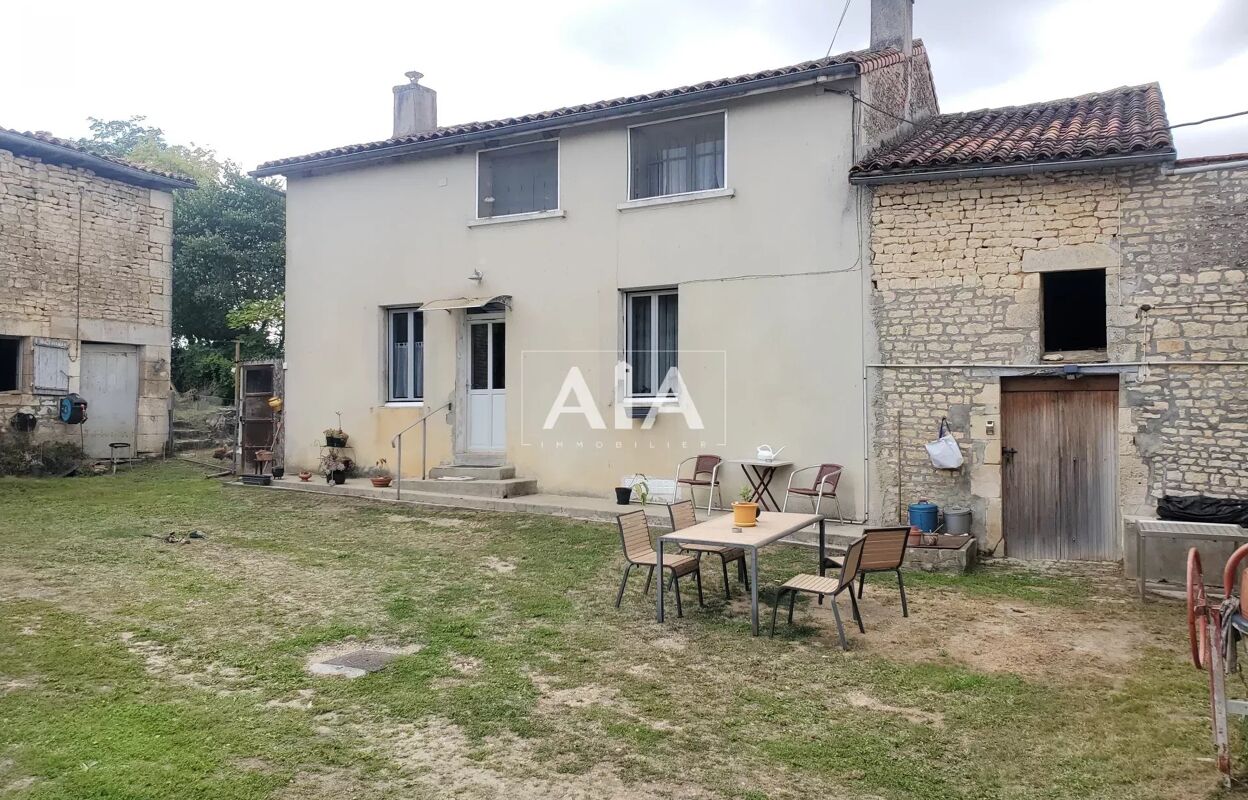 maison 4 pièces 101 m2 à vendre à La Faye (16700)