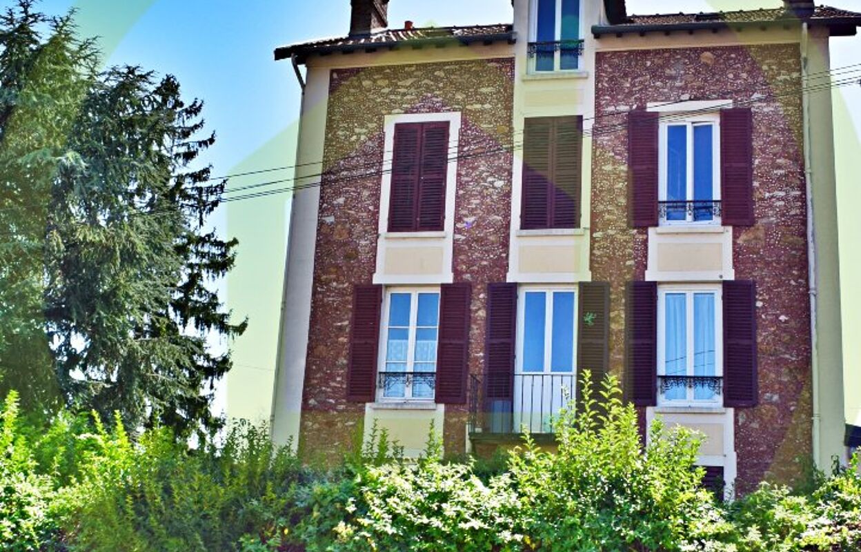 appartement 2 pièces 32 m2 à vendre à Corbeil-Essonnes (91100)