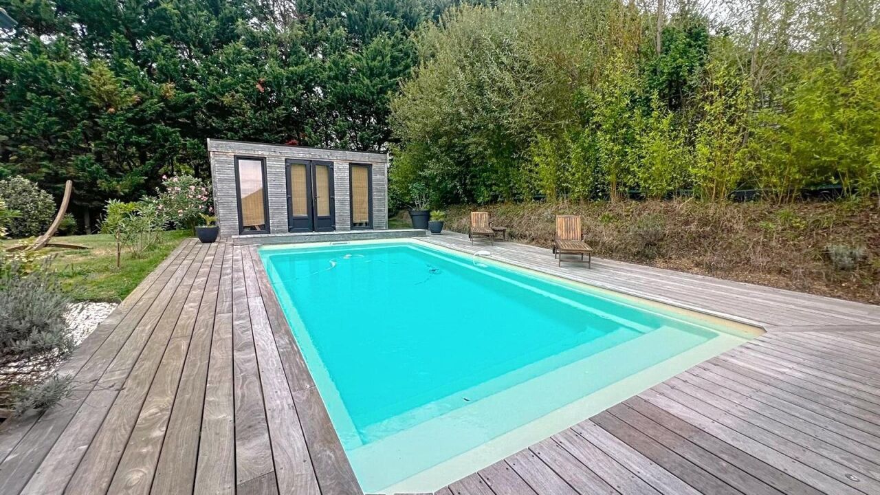 maison 6 pièces 136 m2 à vendre à Saint-Genès-de-Lombaud (33670)