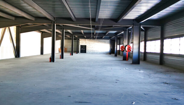 Local d'activit&eacute;s  à louer Crau (La) 83260