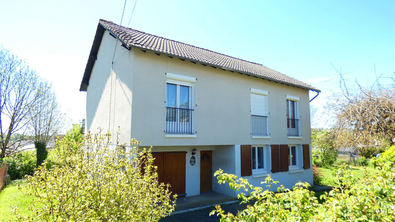 maison 5 pièces 114 m2 à vendre à Aurillac (15000)