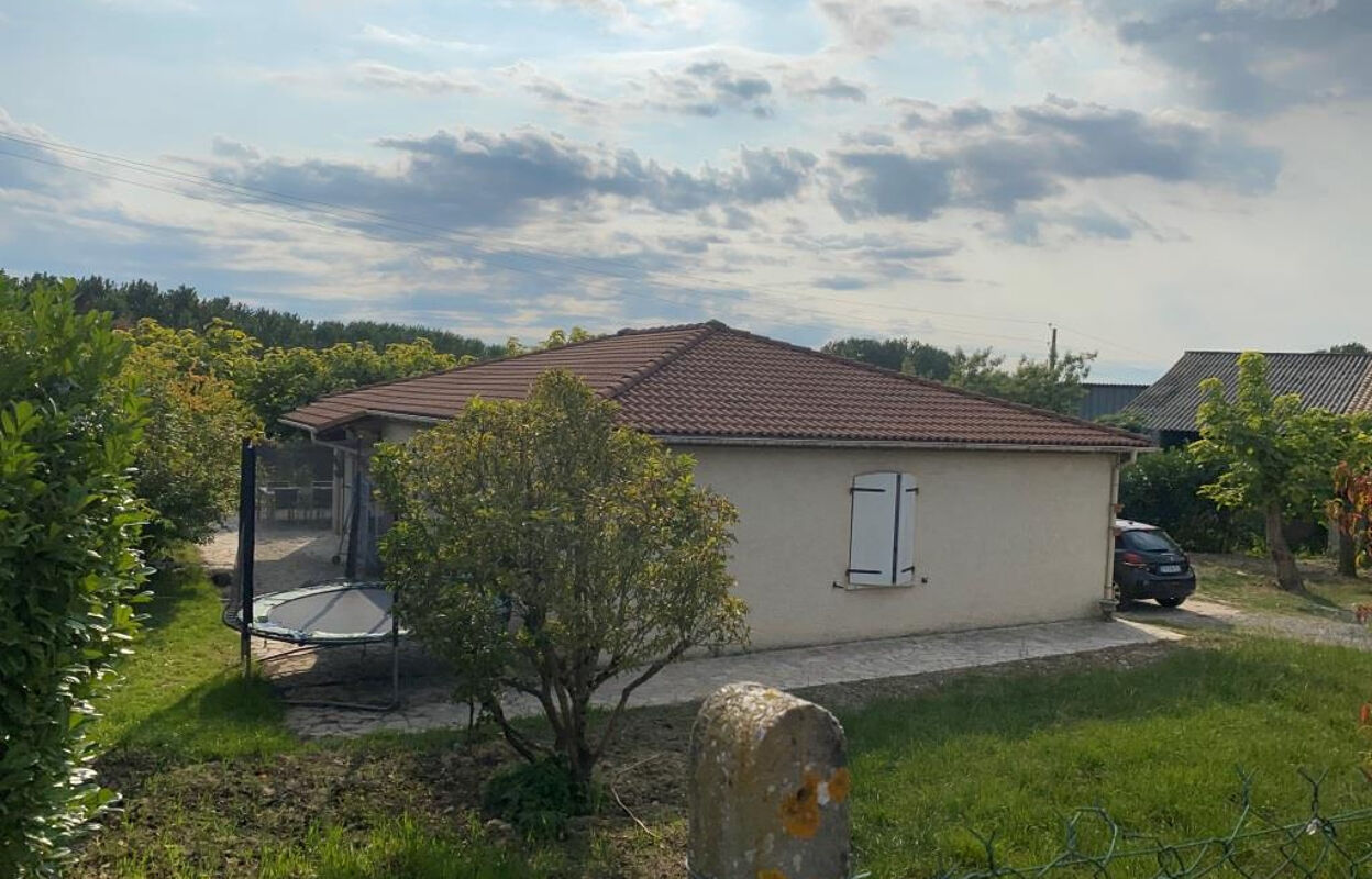 maison 6 pièces 101 m2 à vendre à Saint-Savin (33920)