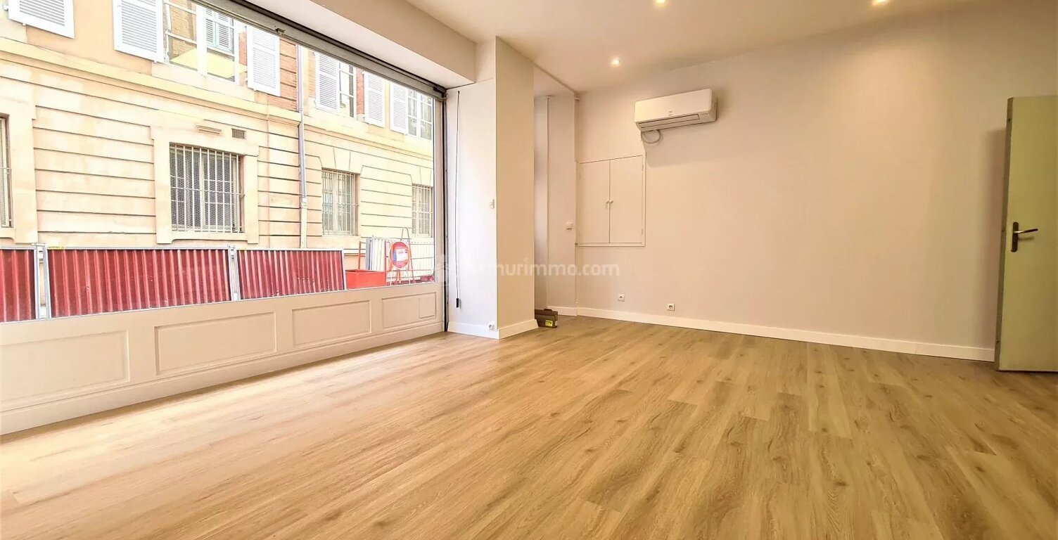 Local commercial - Hyper Centre — photo 1
