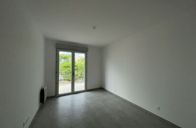 location appartement 1 051 € CC /mois à proximité de La Penne-sur-Huveaune (13821)