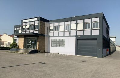 commerce  pièces 2275 m2 à louer à Décines-Charpieu (69150)