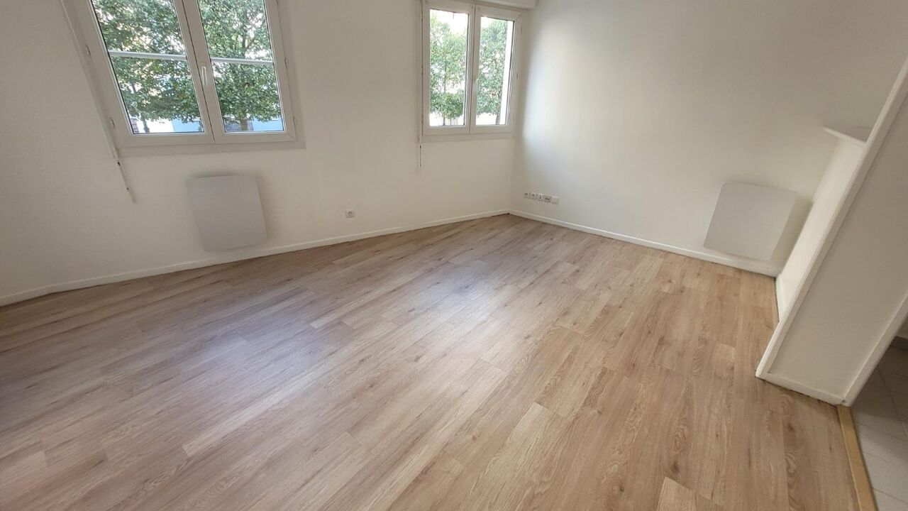 appartement  pièces 27 m2 à louer à Lille (59000)