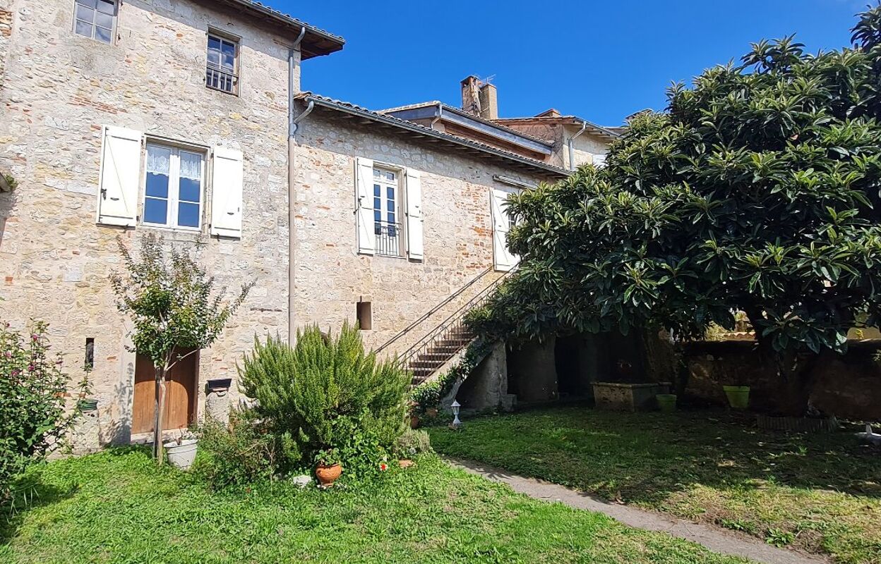 maison 9 pièces 249 m2 à vendre à Lectoure (32700)