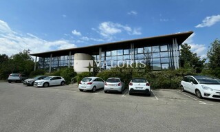 Bureau  526 m² à louer à Aix-en-Provence (13290)