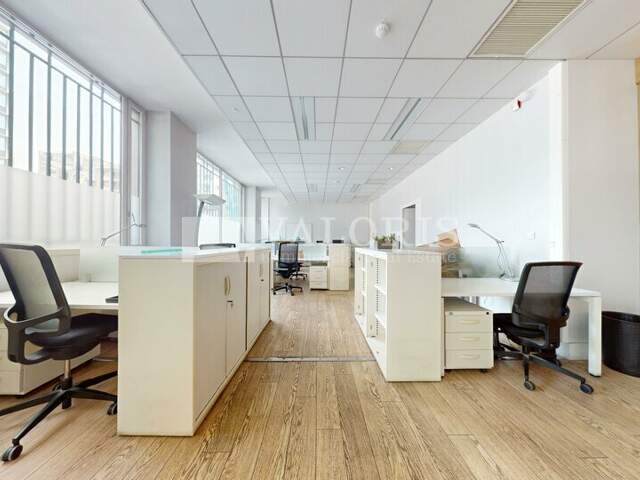 BUREAUX à LOUER — photo du bien