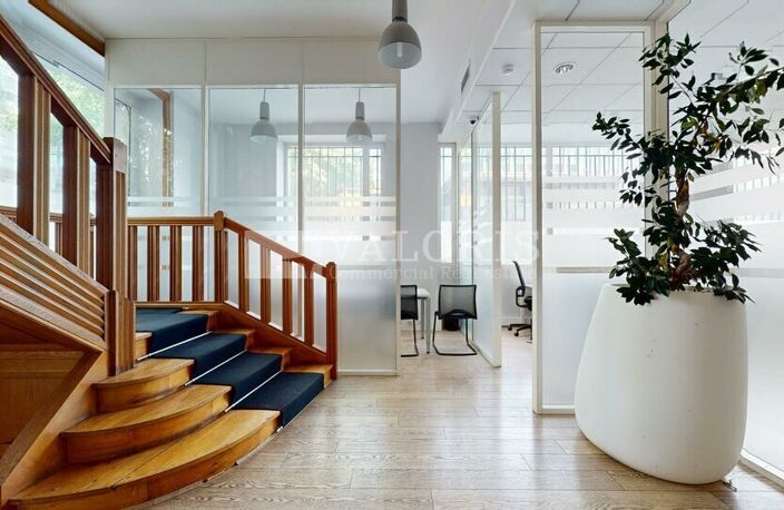 BUREAUX à LOUER — photo 4