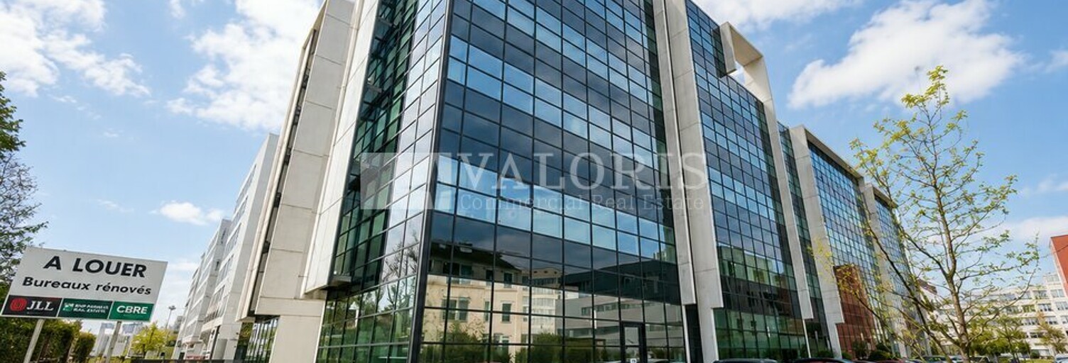 Bureau  1969 m² à louer à Lyon 8 (69008)