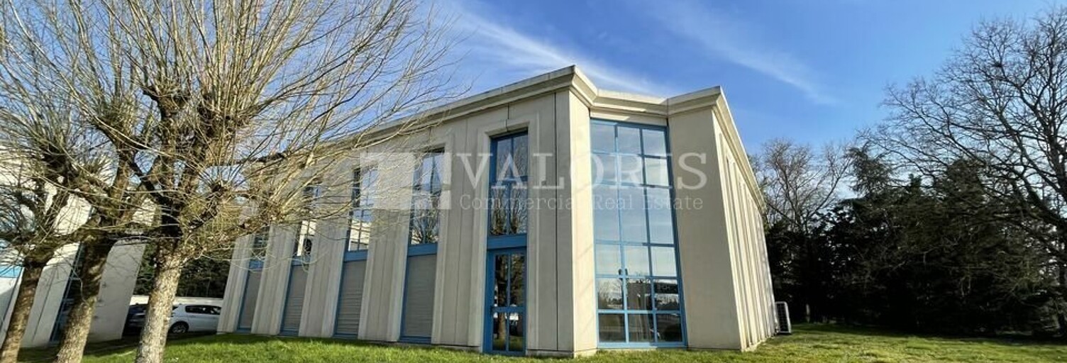 Bureau  157 m² à louer à Francheville (69340)