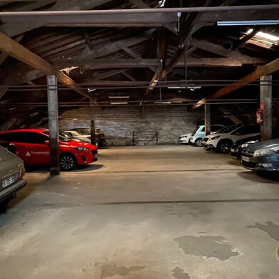 Parking 13 m²